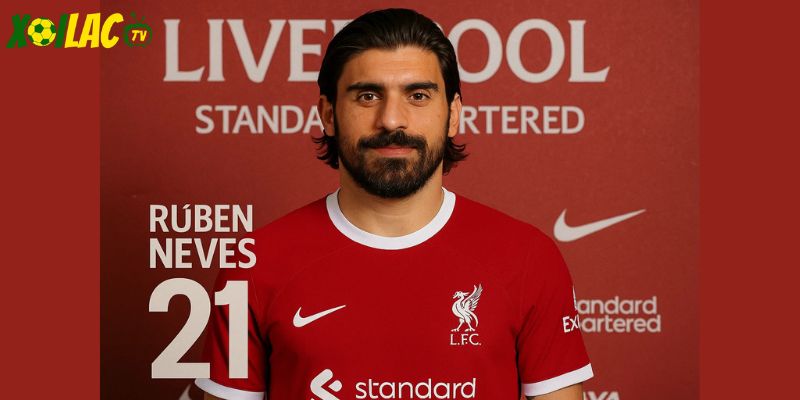 Rúben Neves khoác áo số 21 tại Liverpool