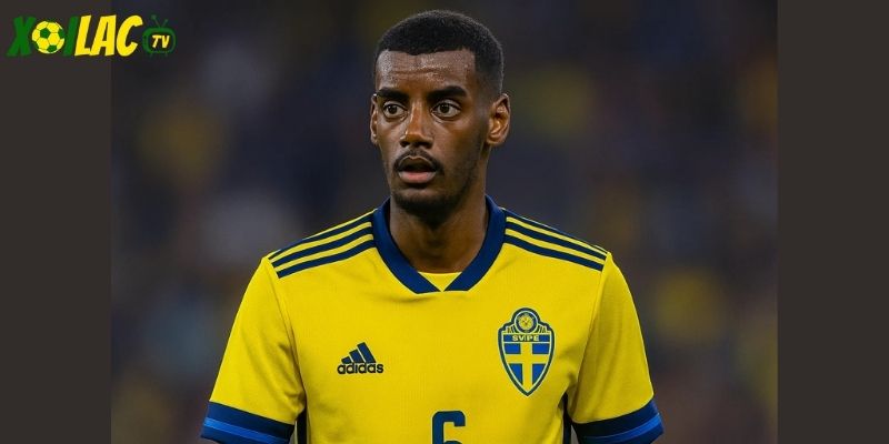 Isak là mũi nhọn trong trận Slovenia vs Thụy Điển. Isak là mũi nhọn trong trận Slovenia vs Thụy Điển.