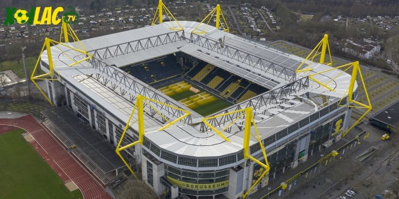 Sân vận động Signal Iduna Park